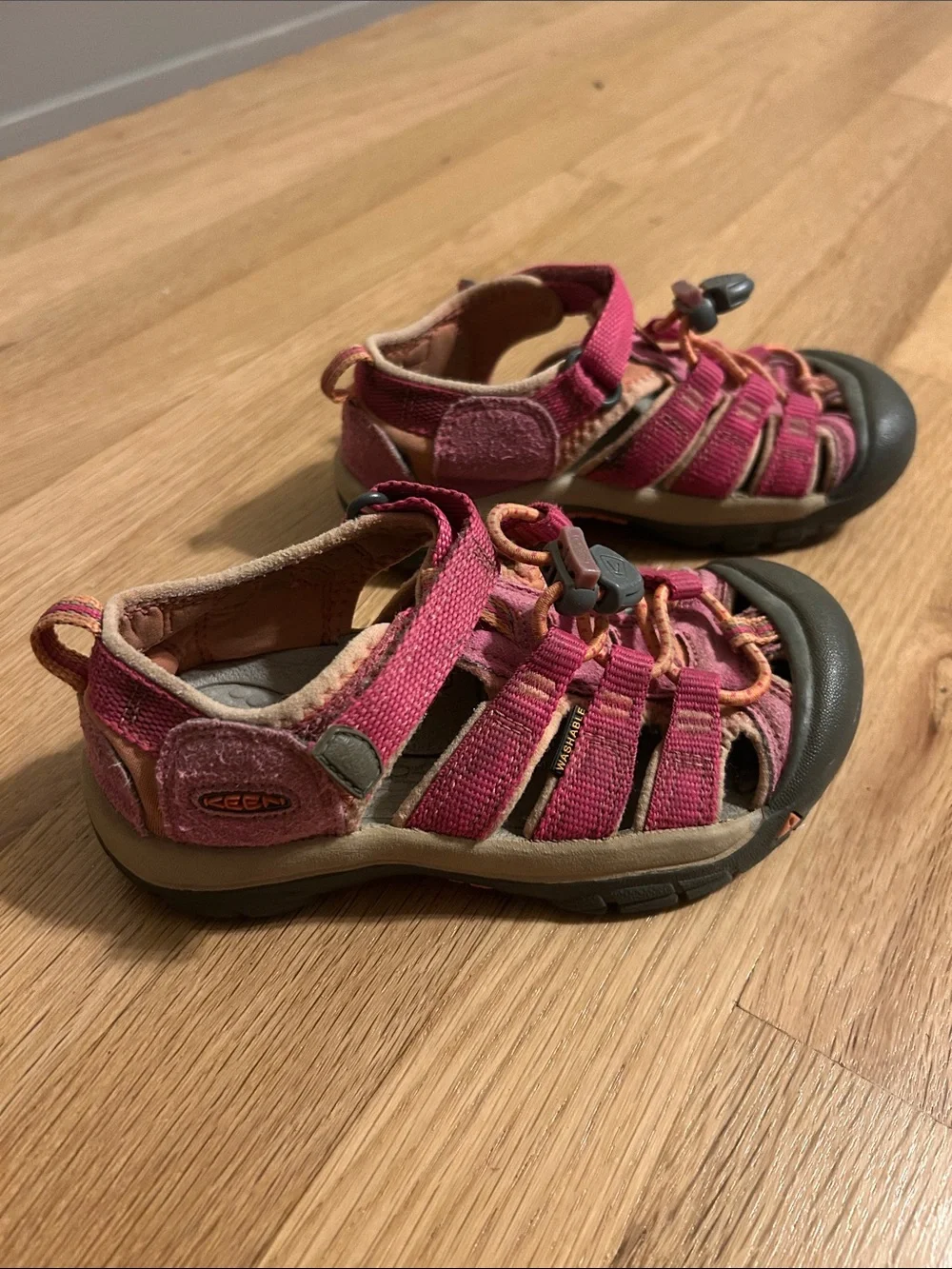 Keen Newport H2 Kids Pink Outdoor Closed-Toe Sandals